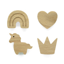 Lade das Bild in den Galerie-Viewer, Möbelgriffe "Märchen" aus Eichenholz