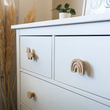 Lade das Bild in den Galerie-Viewer, Möbelgriffe "Märchen" aus Eichenholz