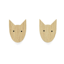 Lade das Bild in den Galerie-Viewer, Möbelgriffe "Heimische Tiere" aus Eichenholz