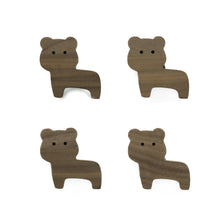 Lade das Bild in den Galerie-Viewer, Möbelgriffe "Dschungel Tiere" aus Walnussholz
