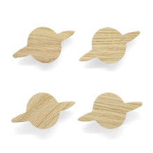 Lade das Bild in den Galerie-Viewer, Möbelgriffe "Weltraum" aus Eichenholz