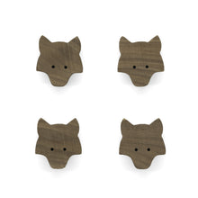 Lade das Bild in den Galerie-Viewer, Möbelgriffe "Skandinavische Tiere" aus Walnussholz