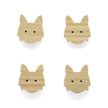 Lade das Bild in den Galerie-Viewer, Möbelgriffe "Skandinavische Tiere" aus Eichenholz