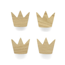 Lade das Bild in den Galerie-Viewer, Möbelgriffe "Märchen" aus Eichenholz