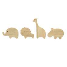 Lade das Bild in den Galerie-Viewer, Wandhaken "Afrikanische Tiere" aus Eichenholz