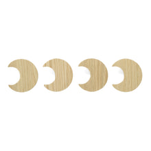 Lade das Bild in den Galerie-Viewer, Wandhaken "Sonne, Mond und Sterne" aus Eichenholz