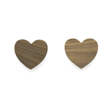 Lade das Bild in den Galerie-Viewer, Möbelgriffe "Märchen" aus Walnussholz