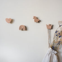 Lade das Bild in den Galerie-Viewer, Wandhaken "Märchen" aus Eichenholz