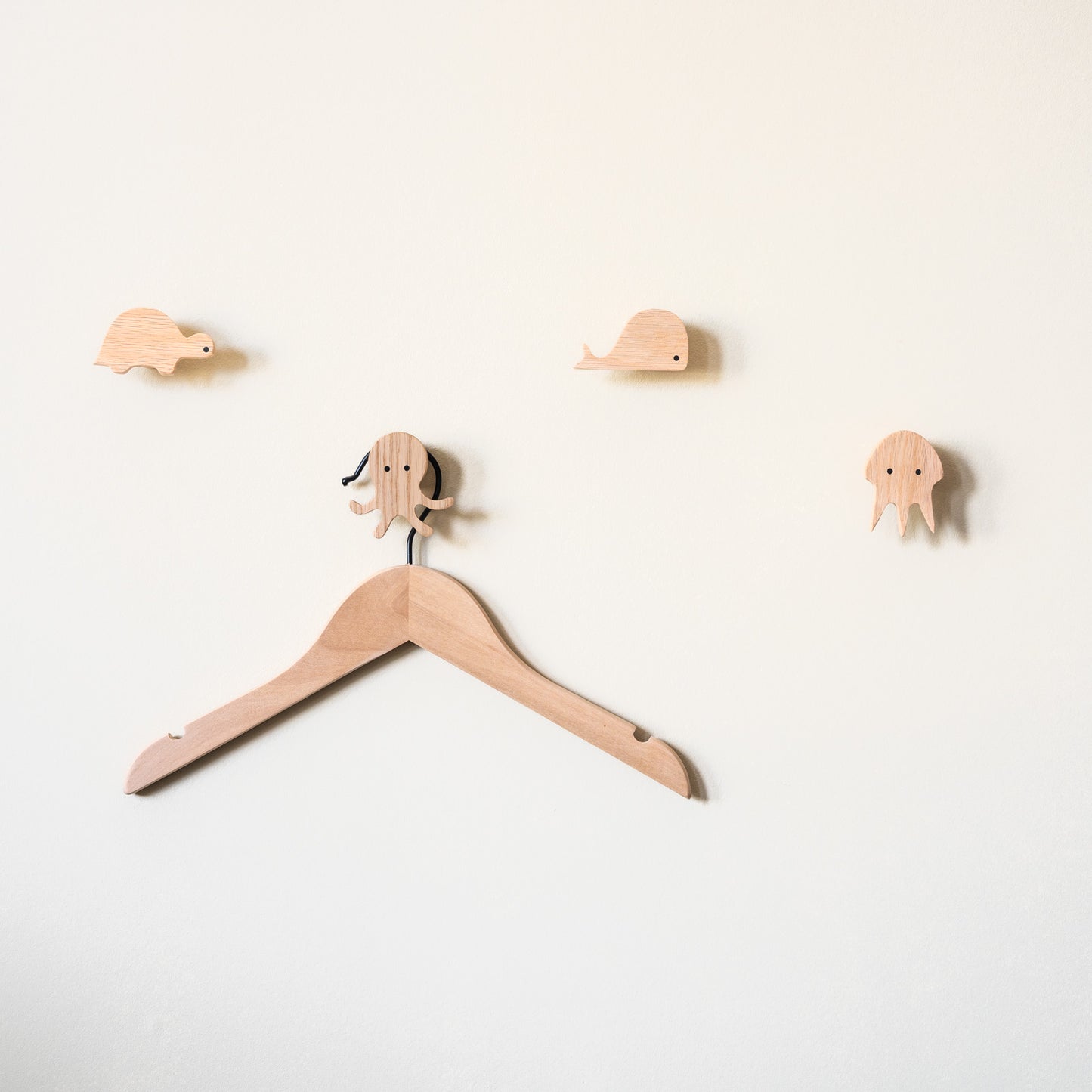 Wall Hooks 'Sea Animals' Made of Oak Wood