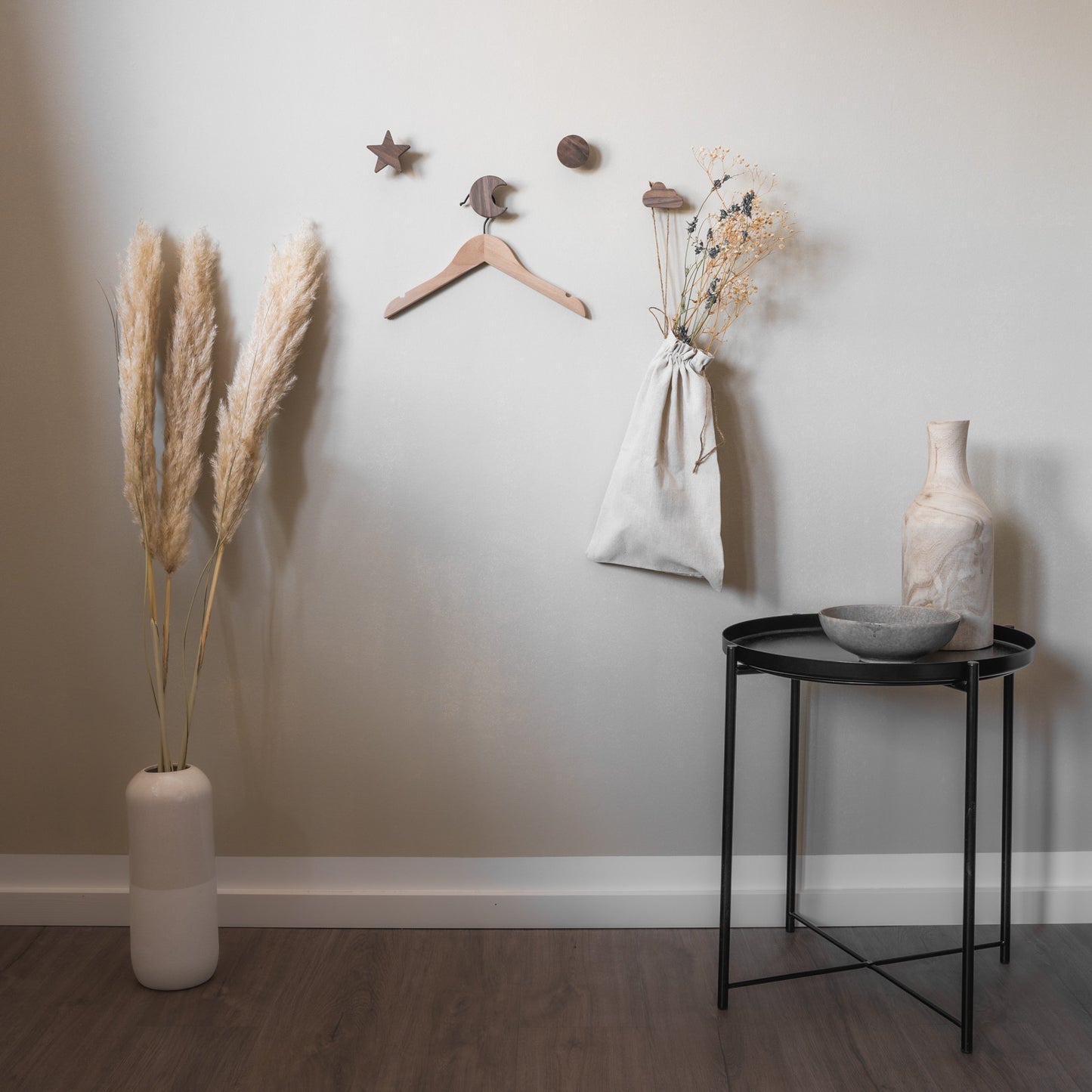 Wandhaken "Sonne, Mond & Sterne" Walnuss